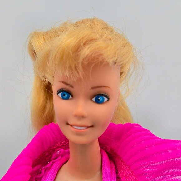 Beauty Secrets Barbie Doll 1979 Accessories 1290 Pink Dress Mattel Read - Picture 4 of 16